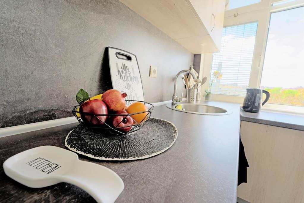 Cozy 1-Bedroom Flat In The Very Center Of โซเฟีย ภายนอก รูปภาพ